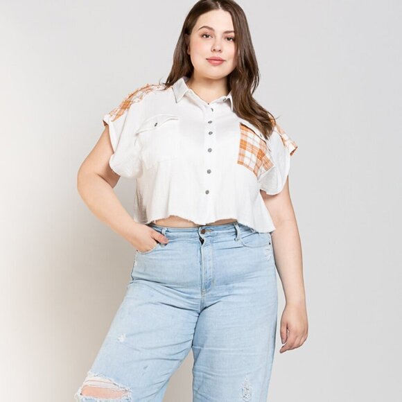 NWT POL Belle Cropped Orange Flannel Pocket Boxy Button Up - Picture 5 of 6